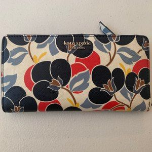 KATE SPADE Cameron Large Slim Bifold Wallet